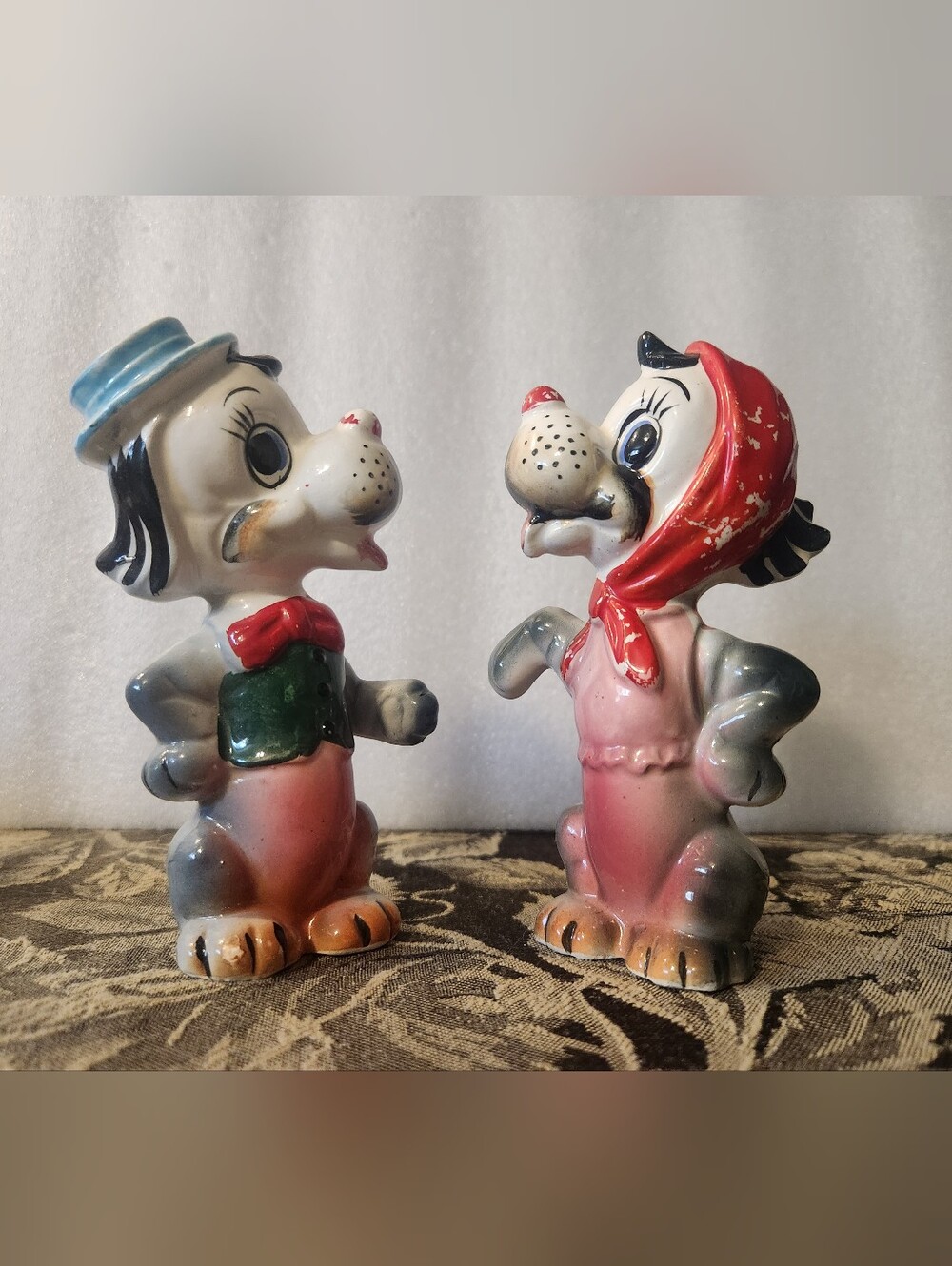 Salt And Pepper Shakers Novelty Vintage Artmark Dogs Anthropomorphic Japan